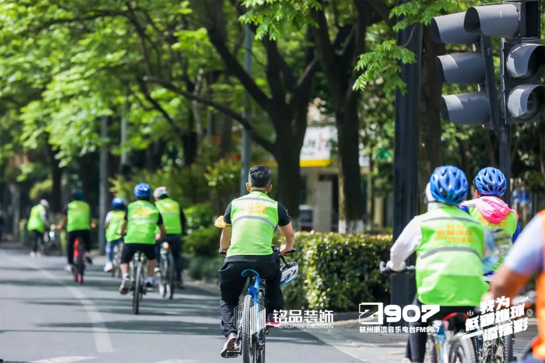 安全第一，友誼第二，比賽第三，參賽選手們有序競賽